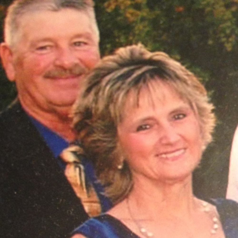 Meet your Posher, Neva